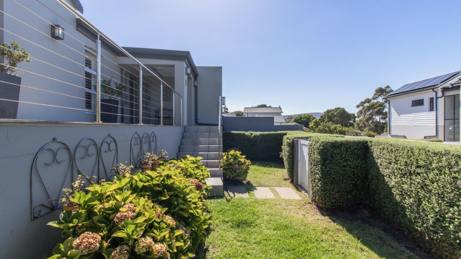4 Bedroom Property for Sale in Onrus Western Cape